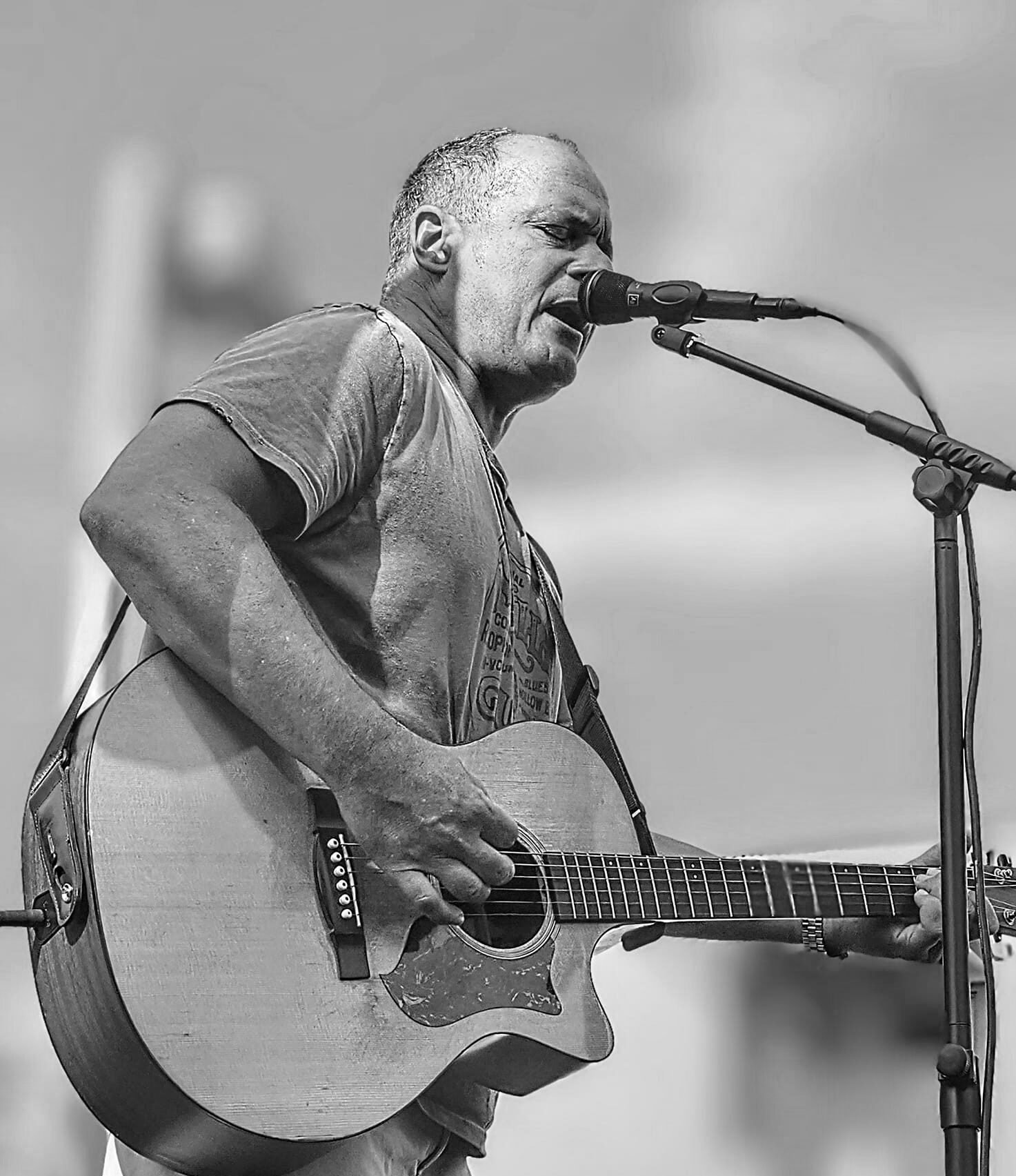 johnamabilemusic.com